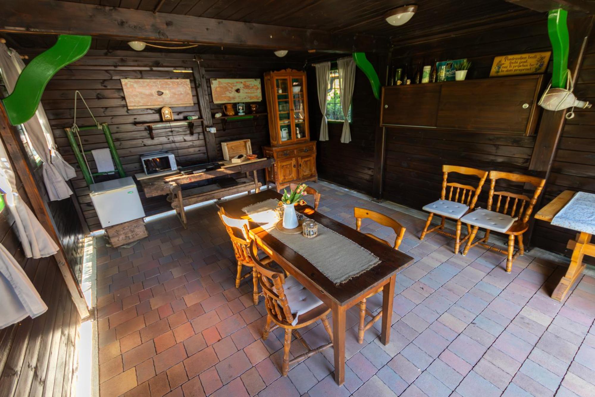 Resort Pod Orehi - Bled - Apartma & Glamping & Savna Kültér fotó