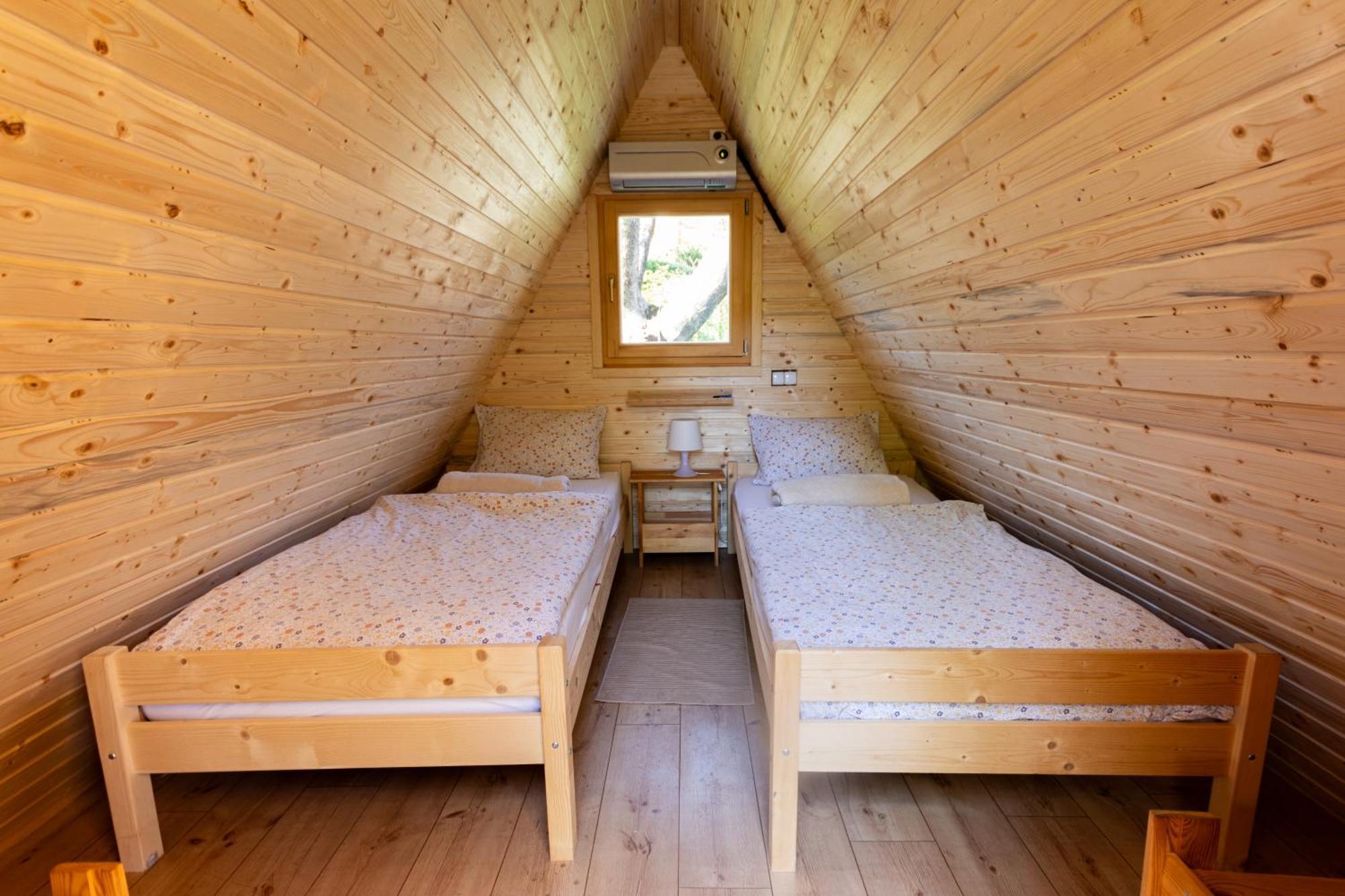 Resort Pod Orehi - Bled - Apartma & Glamping & Savna Kültér fotó