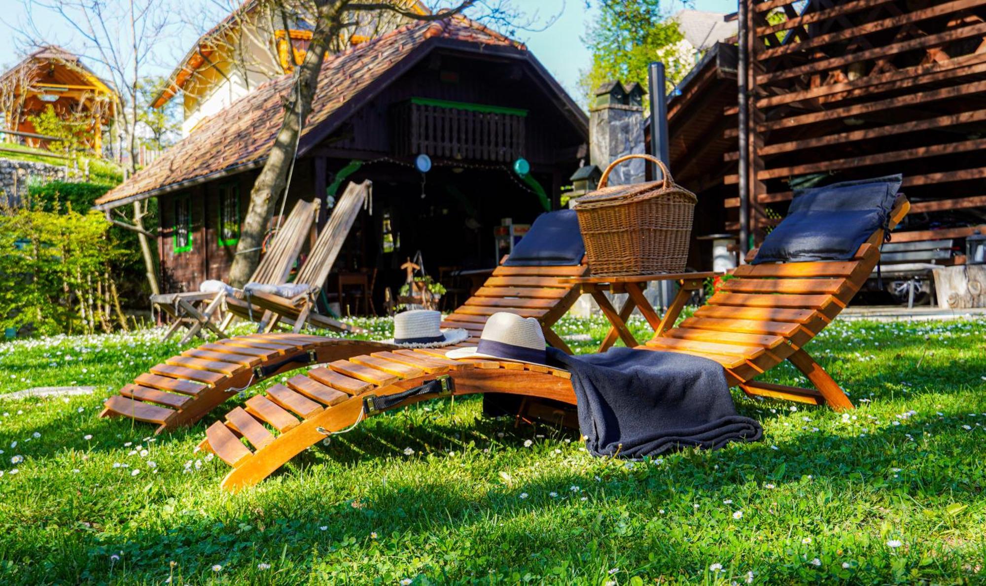 Resort Pod Orehi - Bled - Apartma & Glamping & Savna Kültér fotó