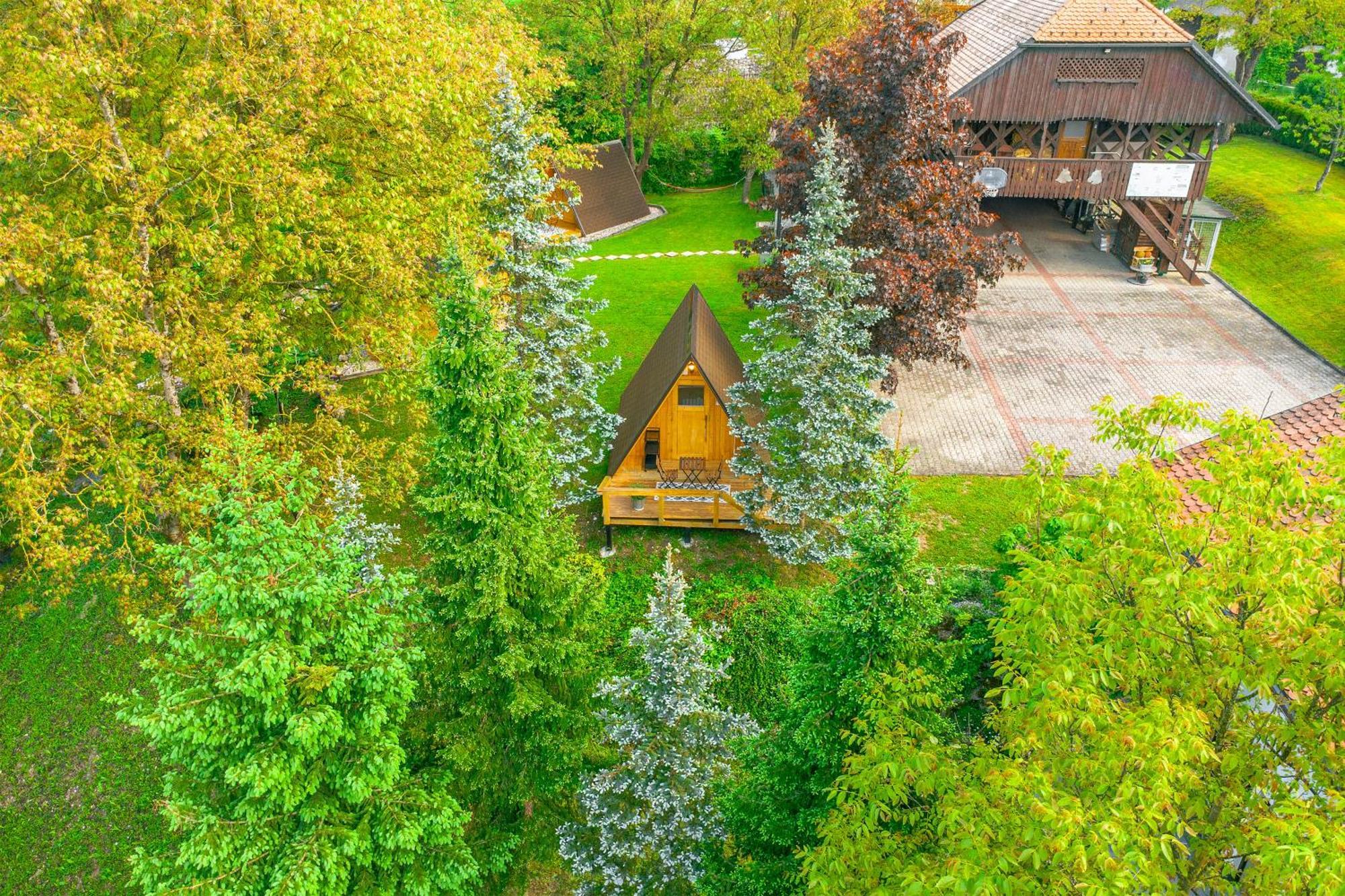 Resort Pod Orehi - Bled - Apartma & Glamping & Savna Kültér fotó